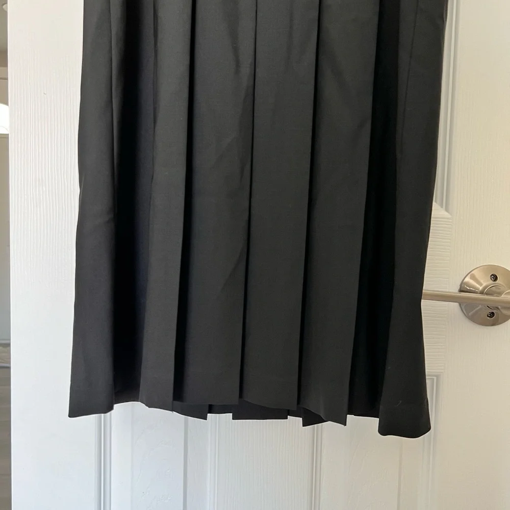 THEORY Raquel Black Pleated Fit and Flare‎ Spaghetti Strap Dress Size 8 - Picture 4 of 13